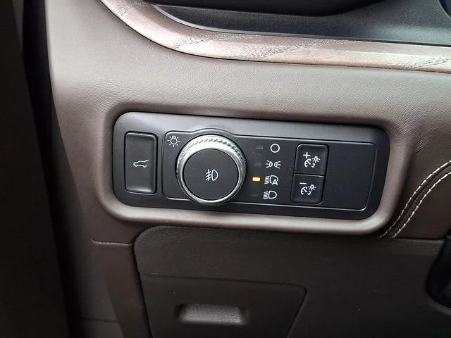Used 2020 White Ford Platinum image 33