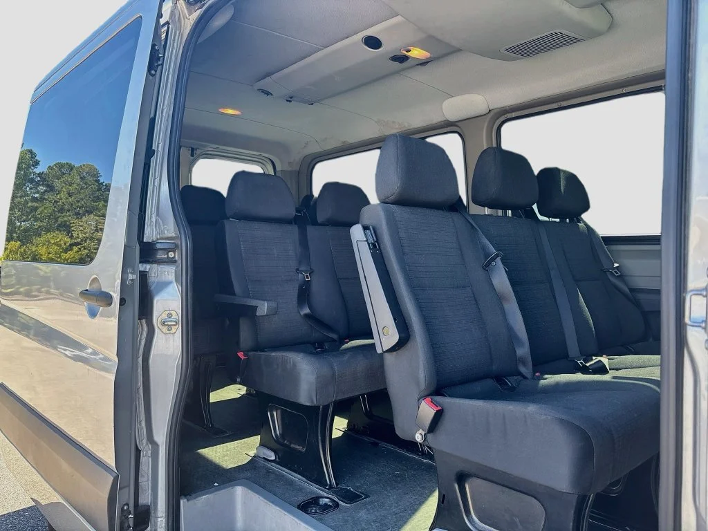 Used 2016  Mercedes-Benz Passenger 144 WB image 17