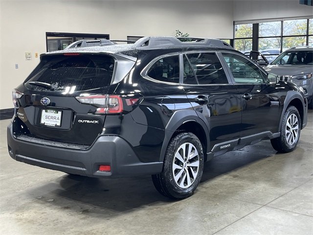 2025 Subaru Outback Premium photo 4