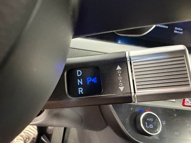 Used 2025 Red Hyundai SEL image 29