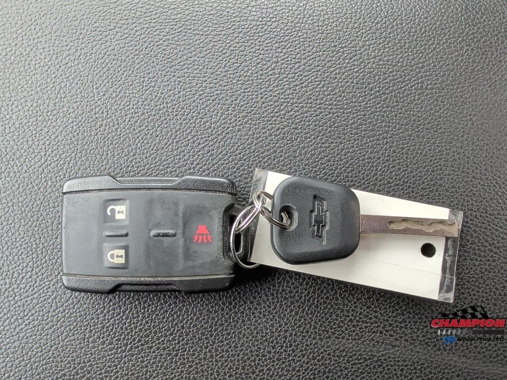 Used 2016 Red Chevrolet LT image 27