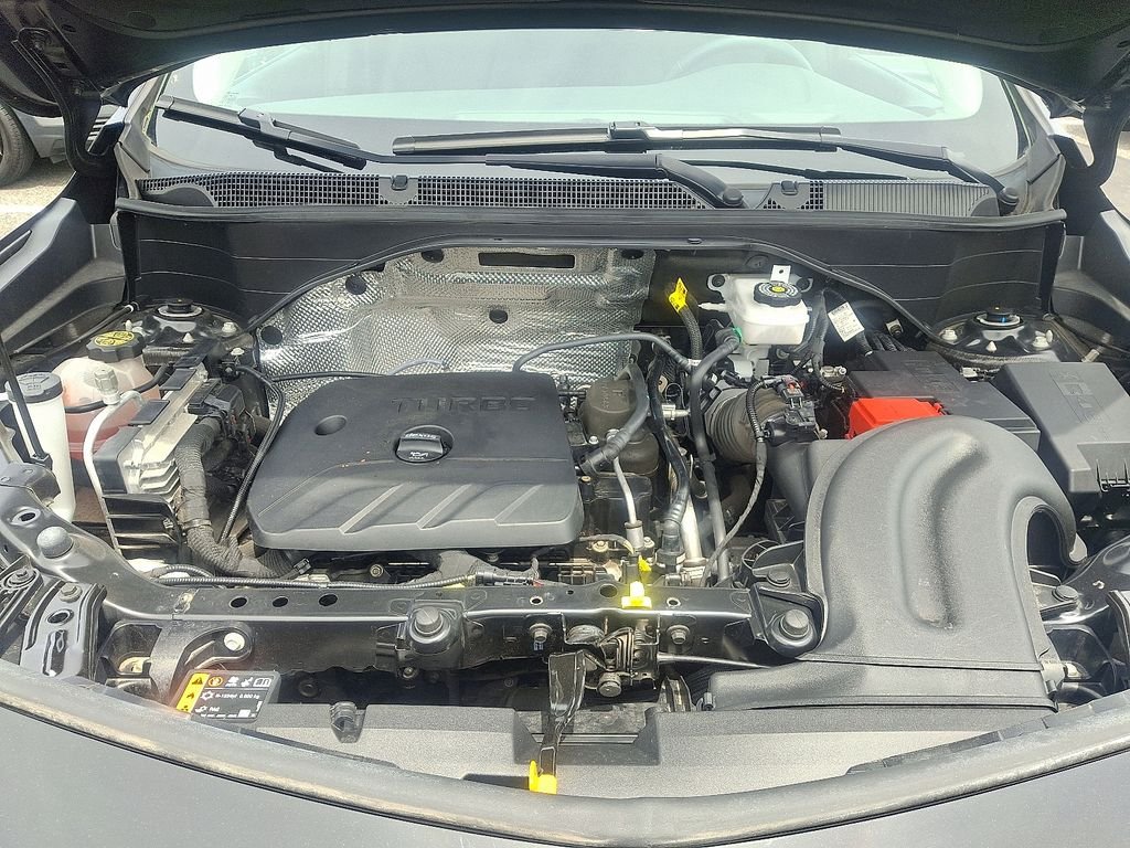 Used 2023 Black Buick Preferred image 28