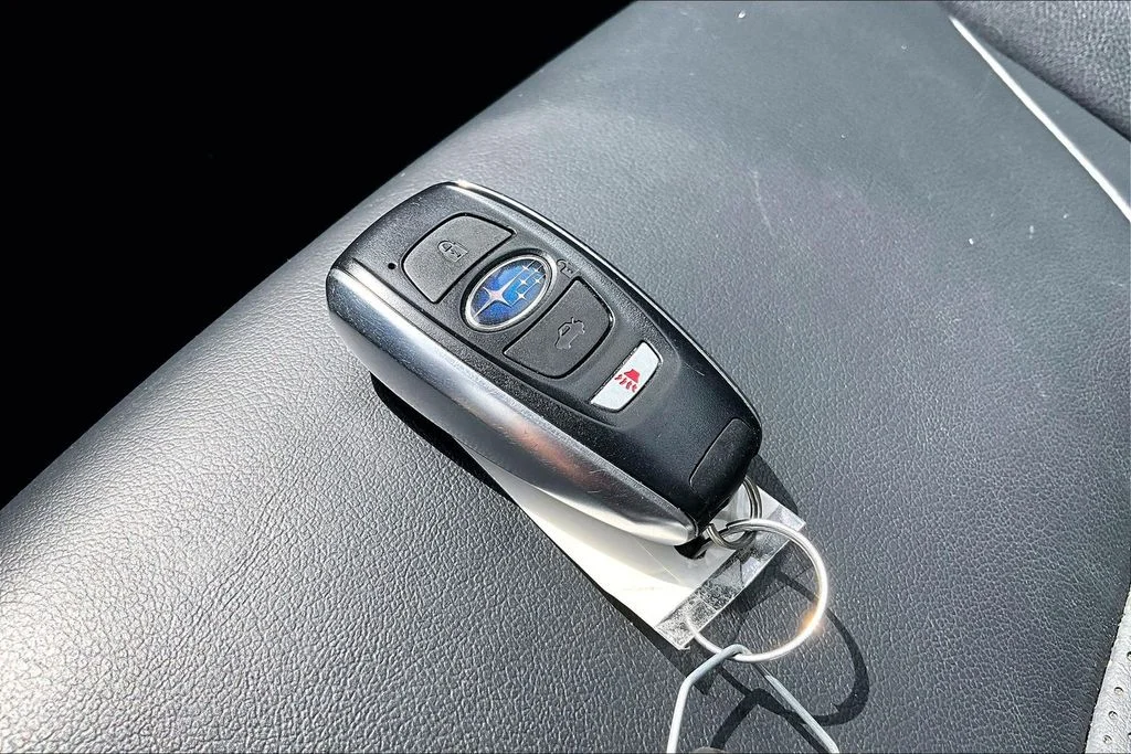 Certified Used 2019 Dark Gray Metallic Subaru 2.0i Limited image 11