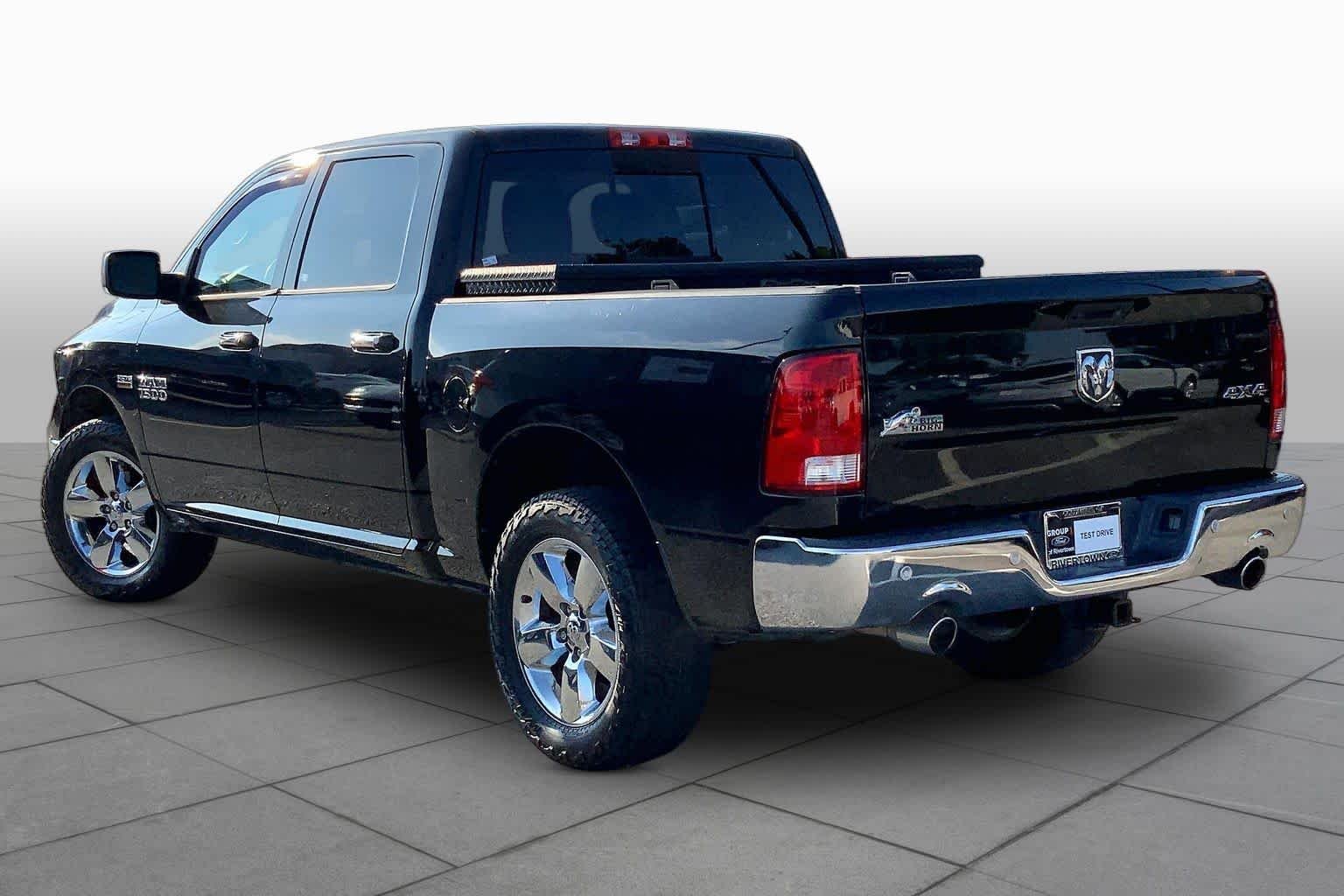 Used 2017 Brilliant Black Crystal Pearlcoat Ram Big Horn image 11
