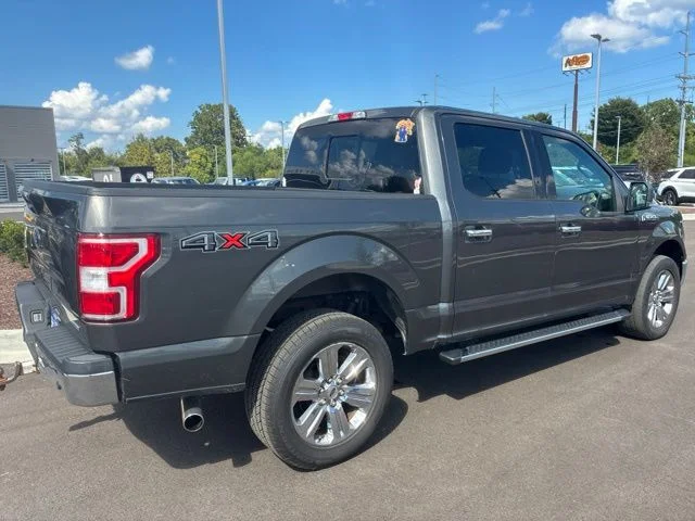 Used 2018 Gray Ford XLT image 9