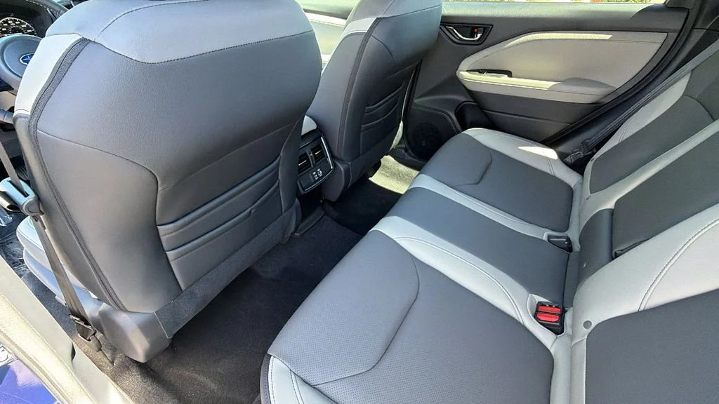 New 2026 DAYBREAK BLUE PEARL Subaru Limited Hybrid image 24