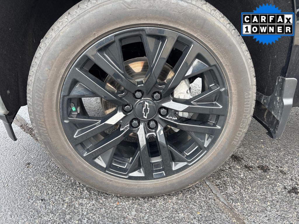 Used 2025 Black Chevrolet LTZ image 31