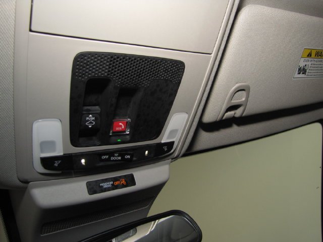 Certified Used 2025 Meteorite Honda SE image 8