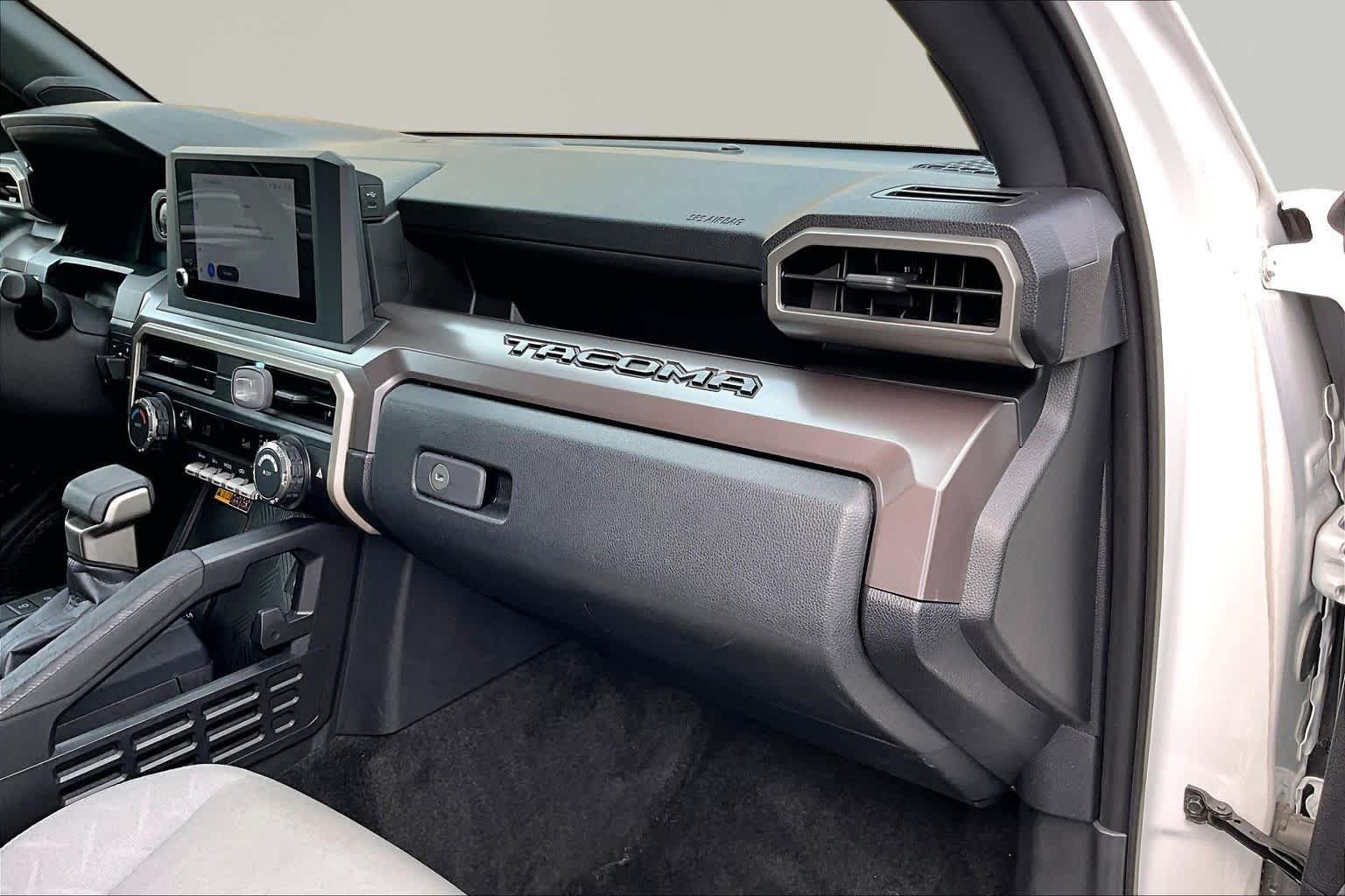 Used 2024 Ice Cap Toyota SR5 image 19
