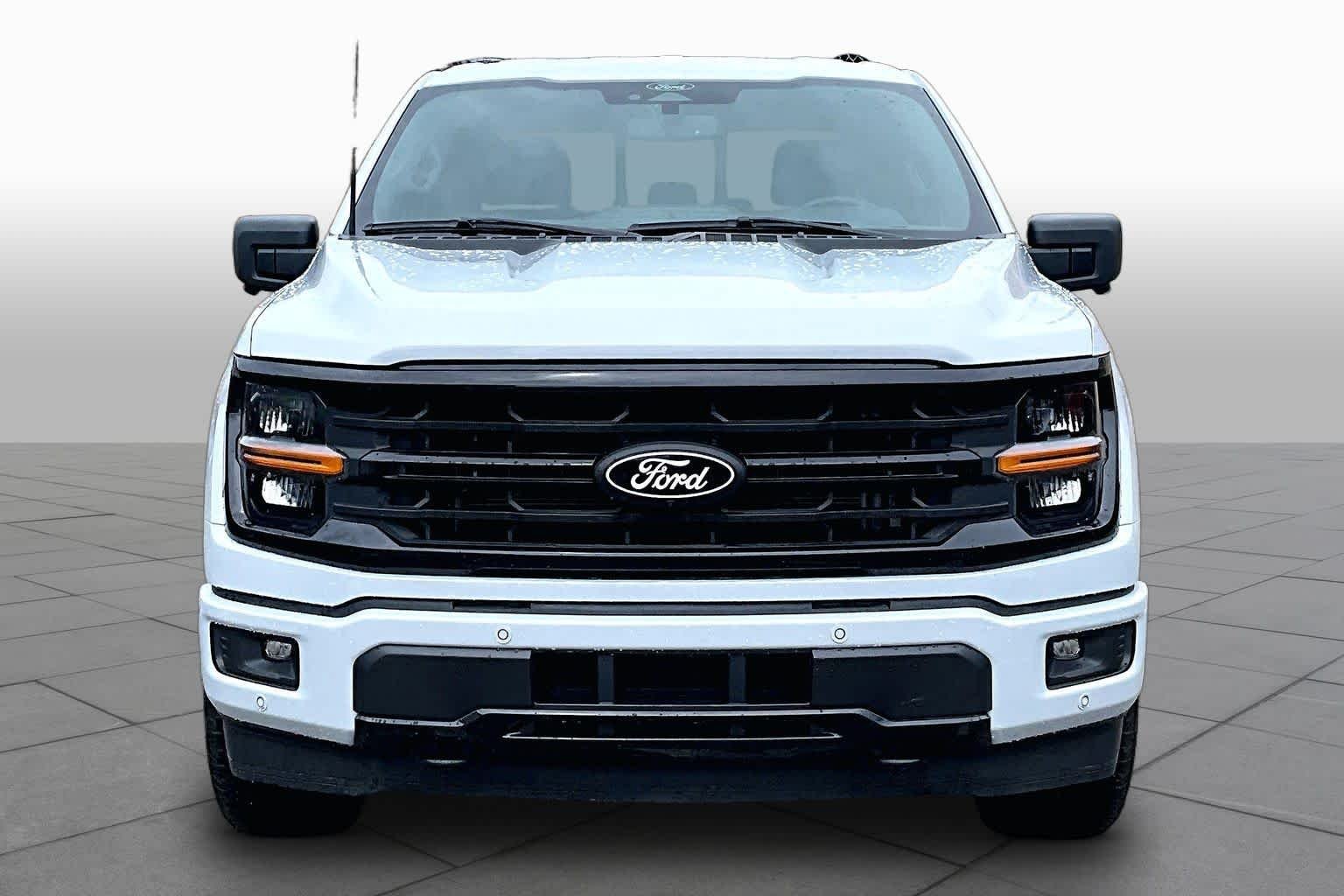 Used 2025 Space White Metallic Ford XLT image 7