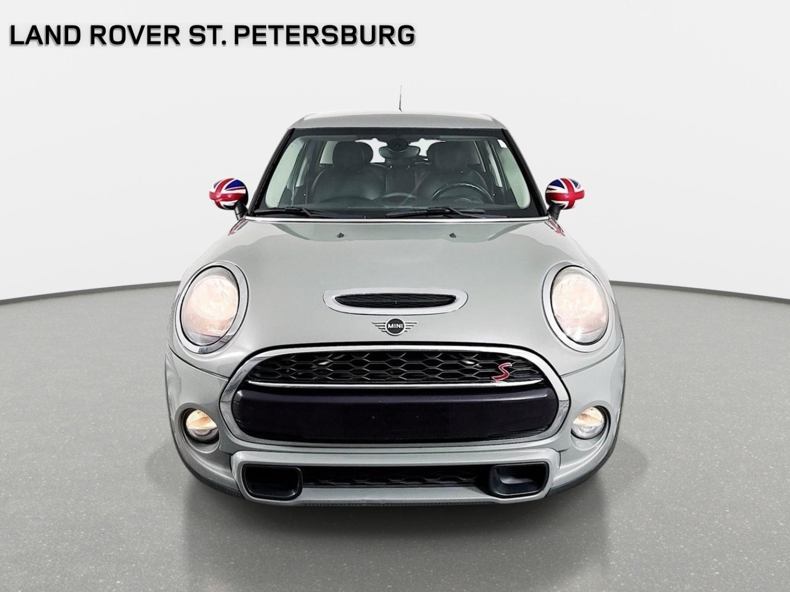 Used 2019 Gray Metallic MINI Classic image 2