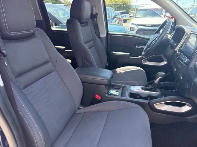 Used 2022 Blue Nissan SV image 12