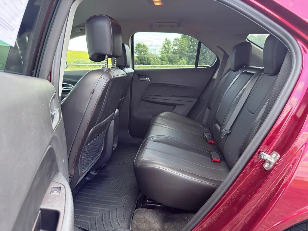 Used 2017 Red Chevrolet Premier image 39