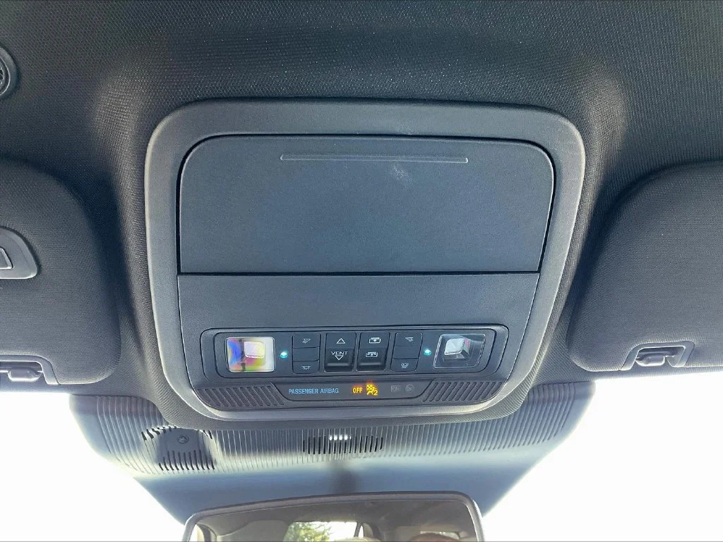 New 2027 Star White Metallic Tri-Coat Ford Platinum™ image 26