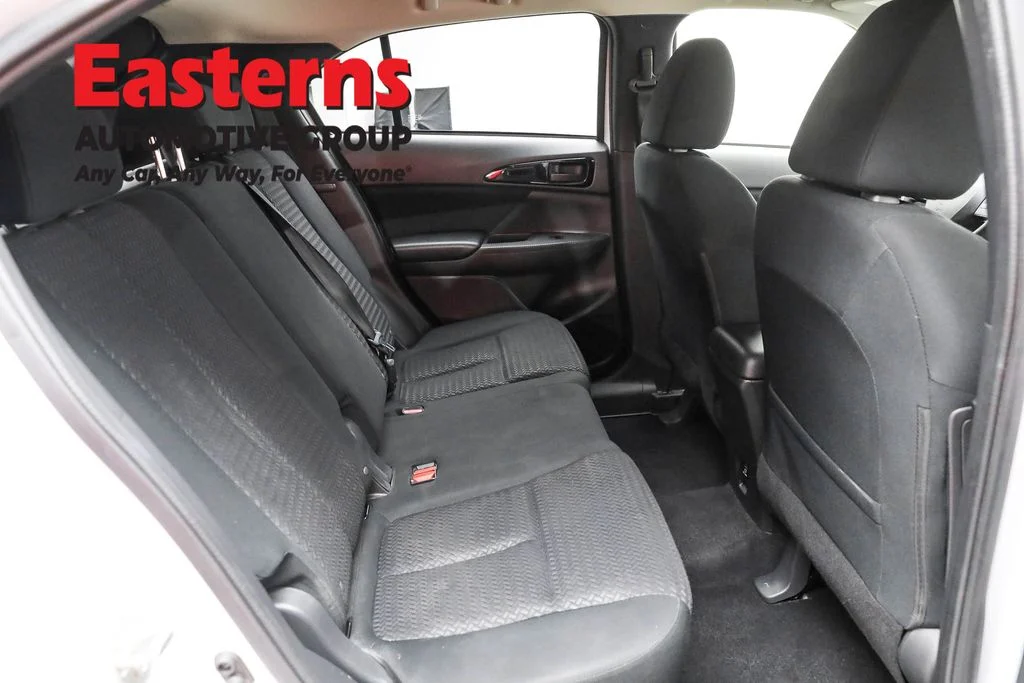 Used 2024 White Mitsubishi ES image 21