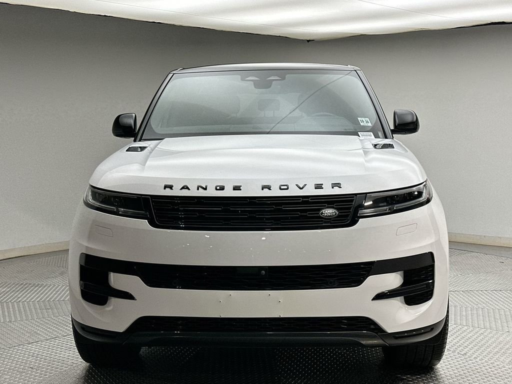 Used 2024 Fuji White Land Rover SE image 16