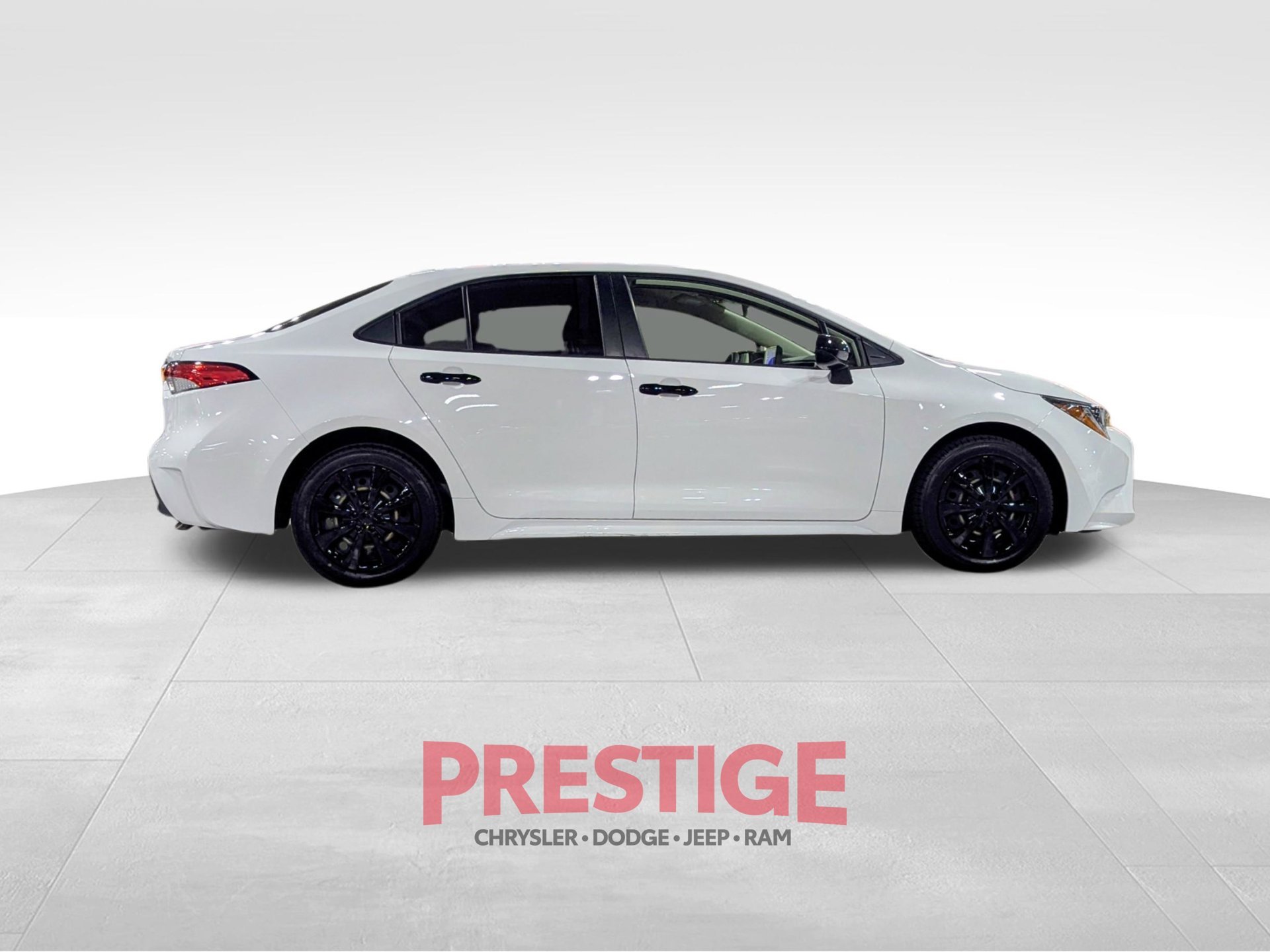 Used 2023 White Toyota LE image 5