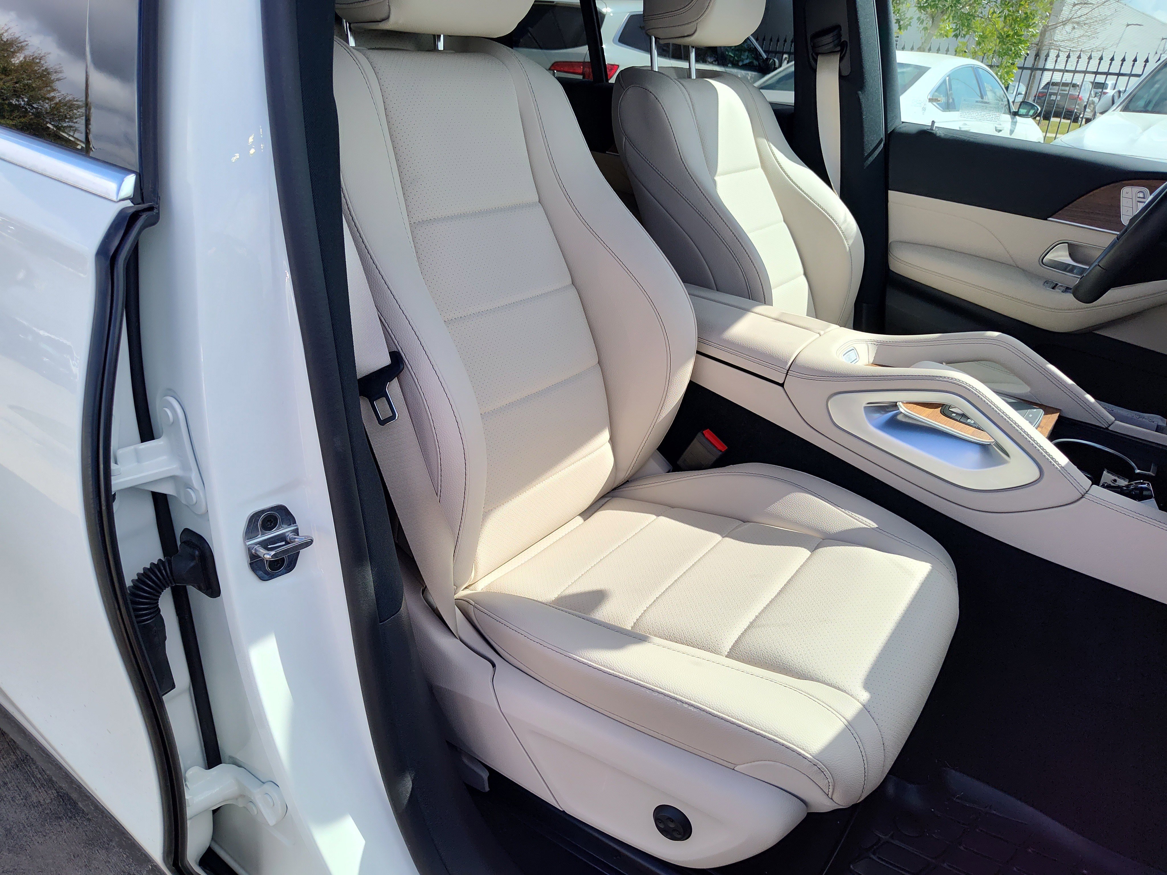 New 2026 Polar White Mercedes-Benz GLE 350 image 27