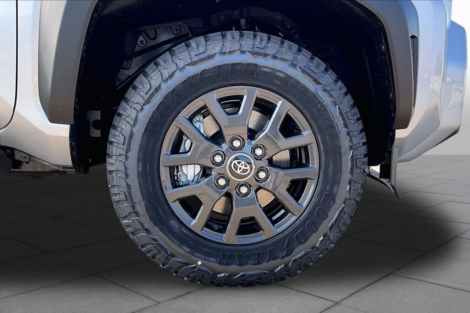 New 2026 Cutting Edge Toyota SR5 image 12