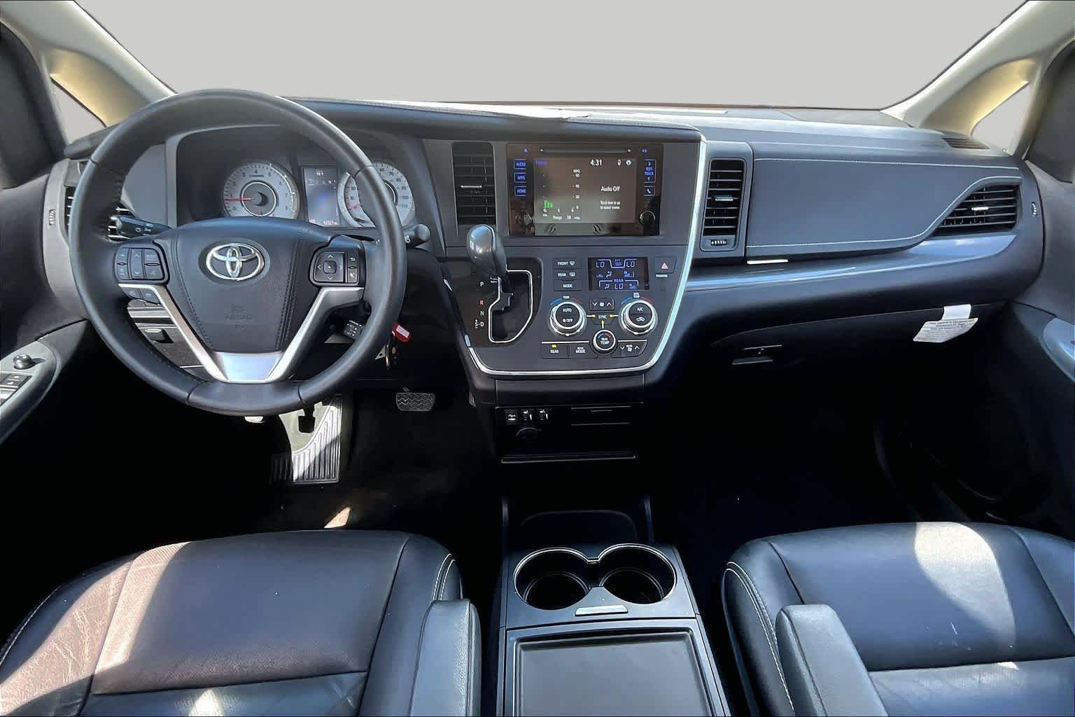 Used 2017 Midnight Black Metallic Toyota SE image 15