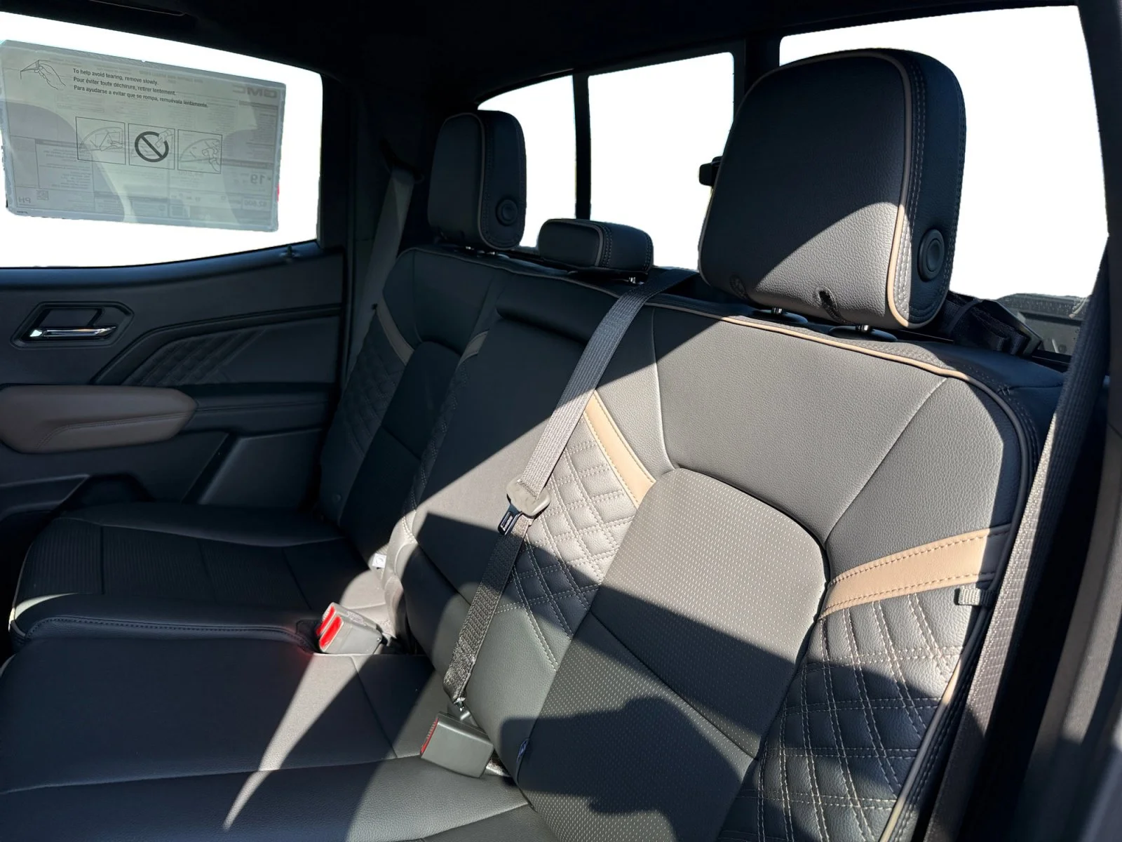 2026 GMC Canyon Denali - Photo 16