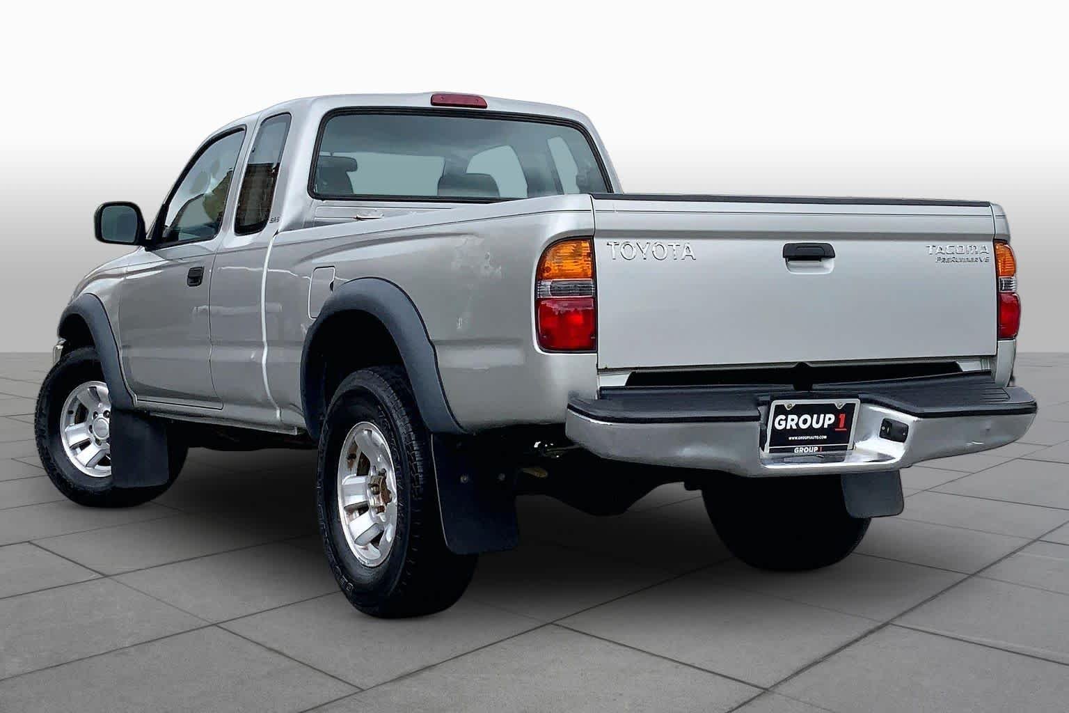 Used 2003 Lunar Mist Metallic Toyota PreRunner image 9