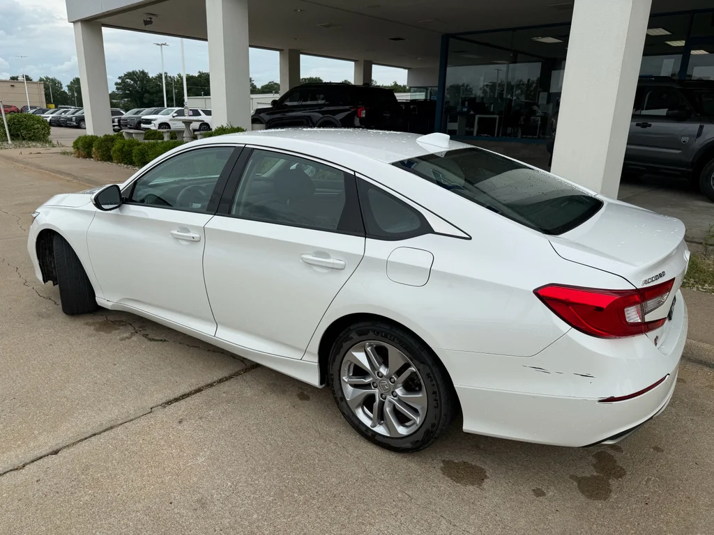 Used 2019 Platinum White Pearl Honda LX 1.5T image 7