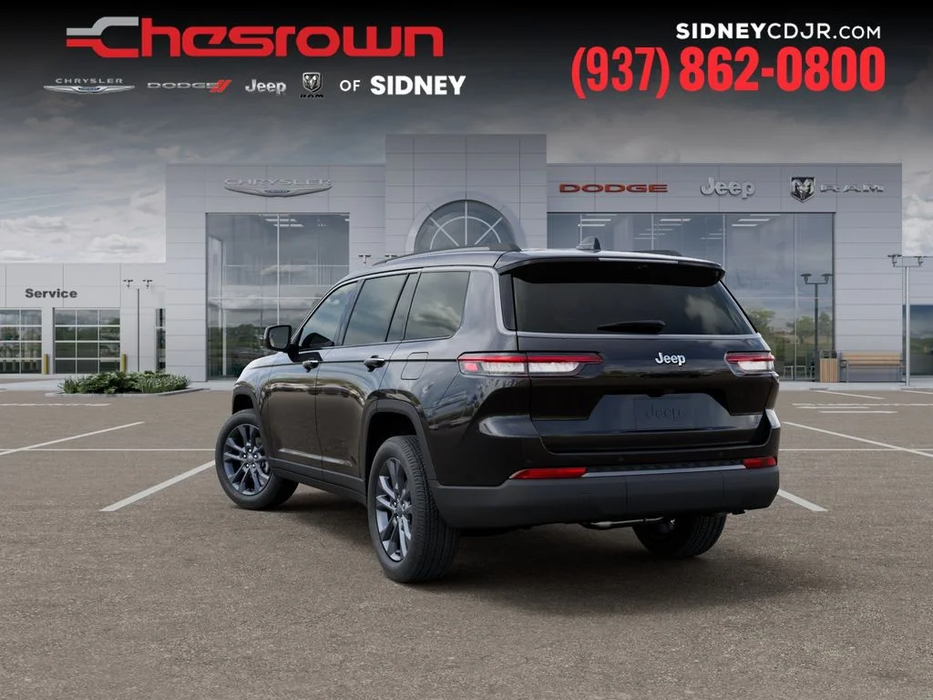 New 2026 Diamond Black Crystal Pearl-Coat Exterior Paint Jeep  image 3