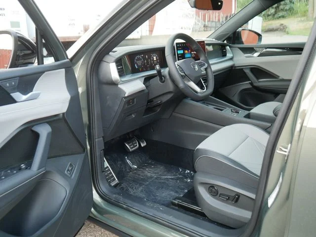 New 2026 Green Volkswagen 2.0T SE R-Line Black image 7