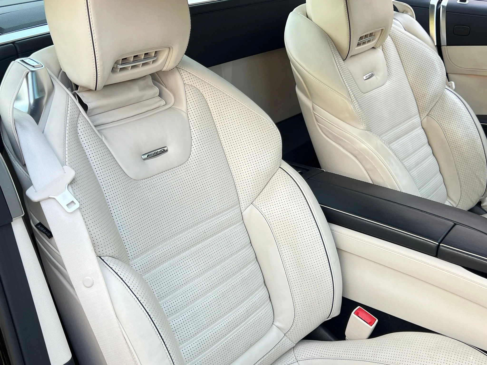 Used 2018  Mercedes-Benz SL 63 AMG® image 21
