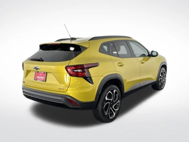 Used 2025 Yellow Chevrolet 2RS image 9