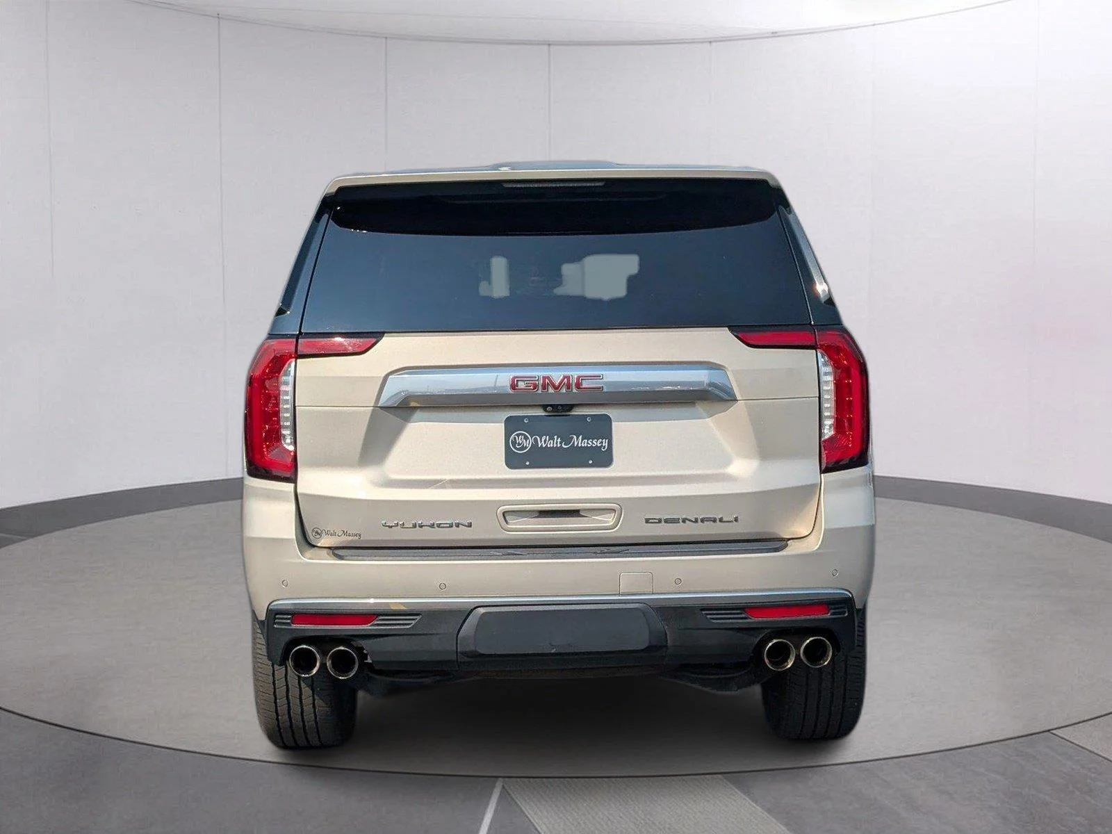 Used 2021 PEARL BEIGE METALLIC GMC Denali image 4