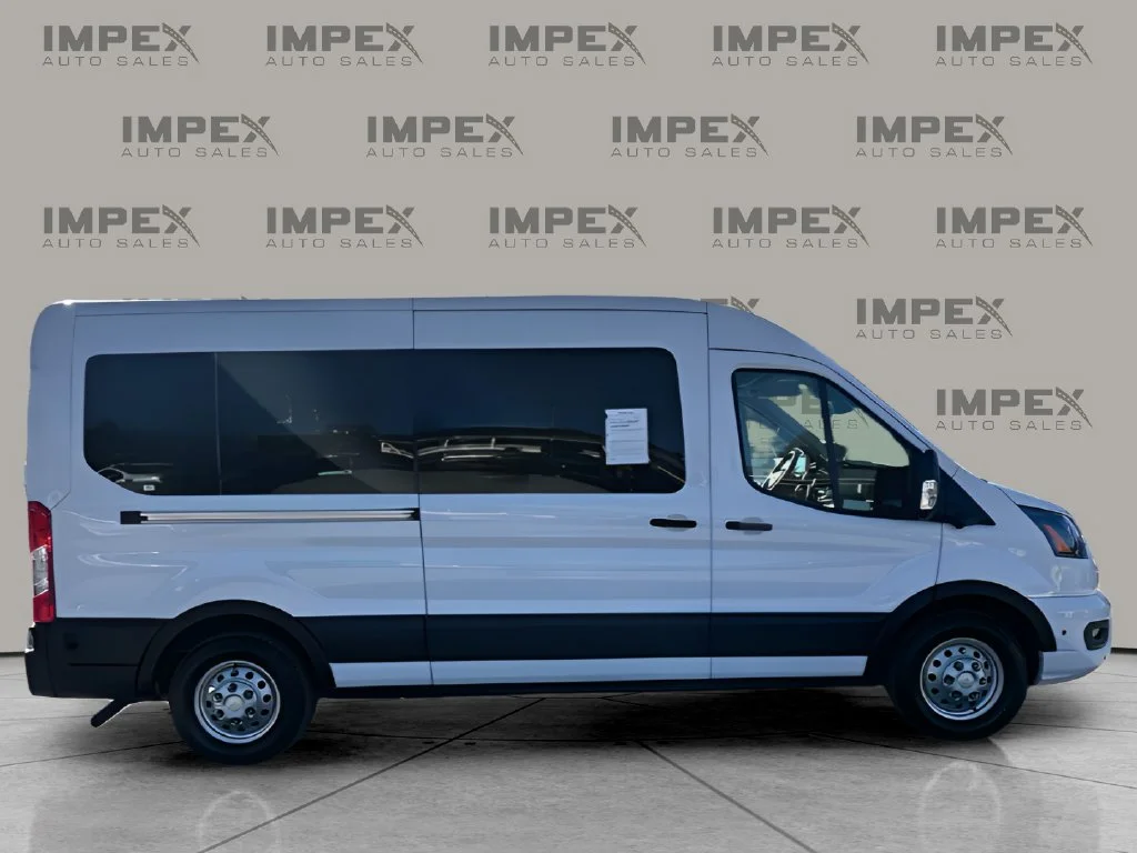 Used 2024 White Ford XLT image 6