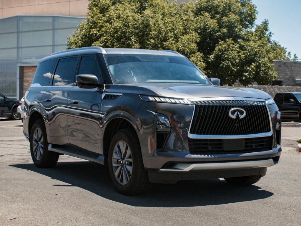 Used 2025 Anthracite Gray INFINITI PURE image 3