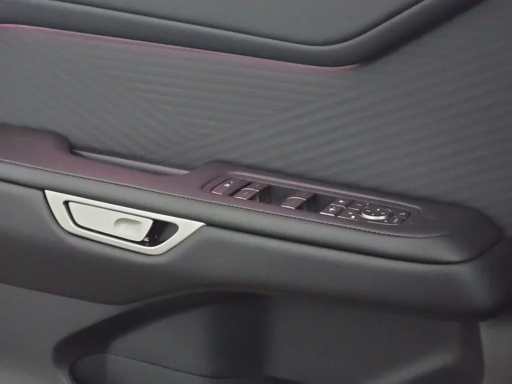 New 2026 Iridium Lexus PREMIUM AWD image 25