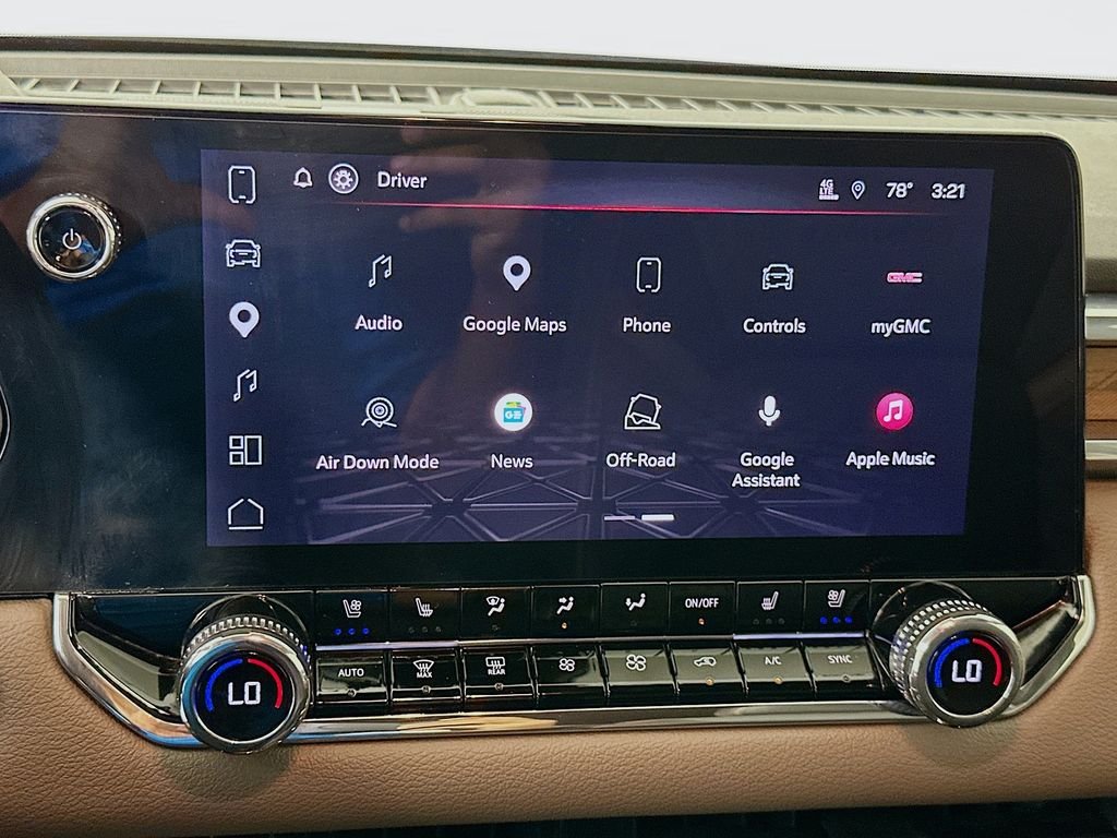 Used 2025 Black GMC Denali image 15