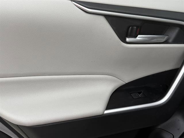 2023 Toyota RAV4 XLE Premium - Photo 23