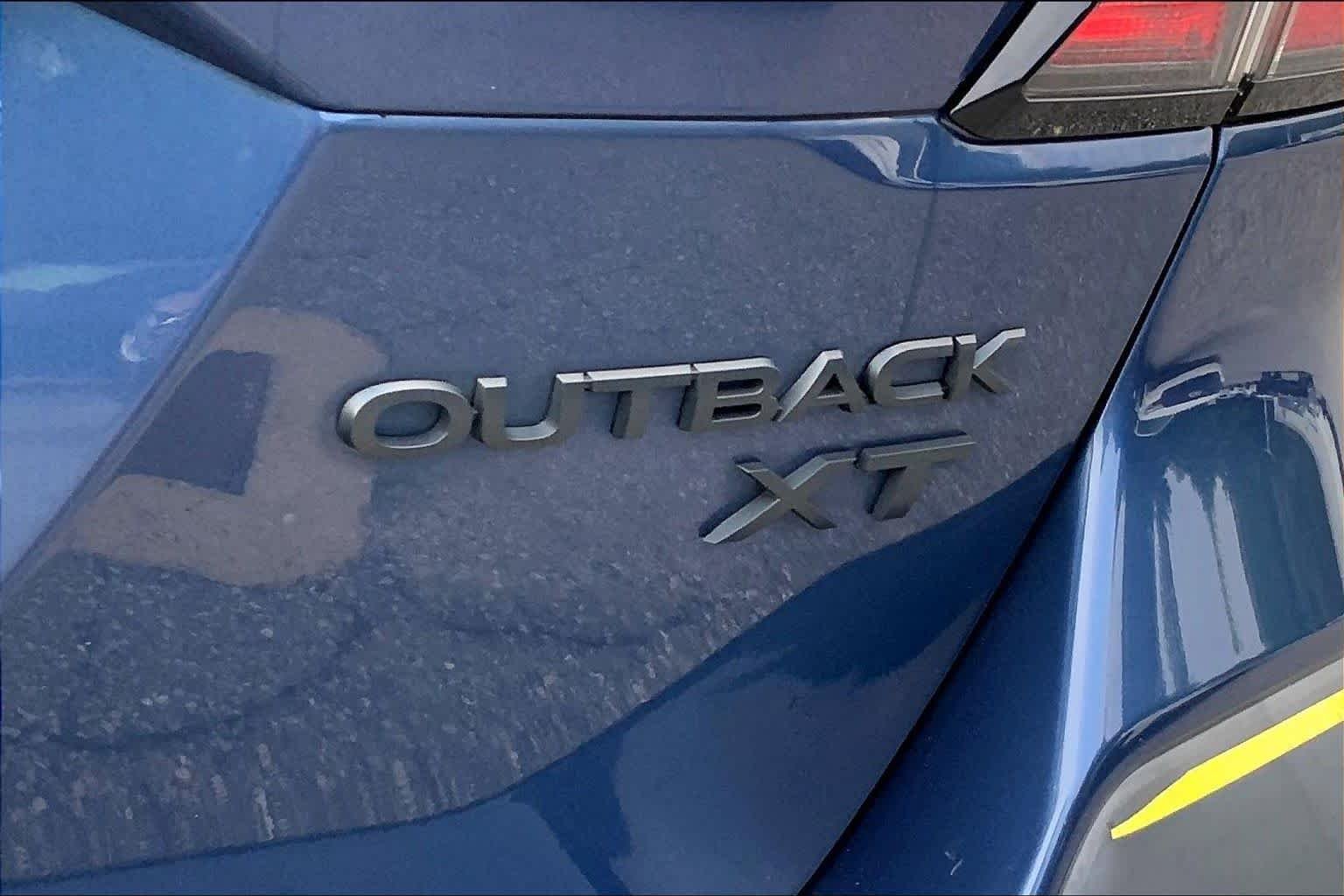Used 2020 Abyss Blue Pearl Subaru Onyx Edition XT image 9