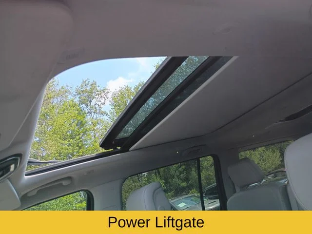 Used 2023 Black Jeep Base image 19