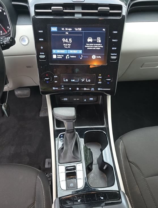 Used 2024 Silver Hyundai SEL image 6