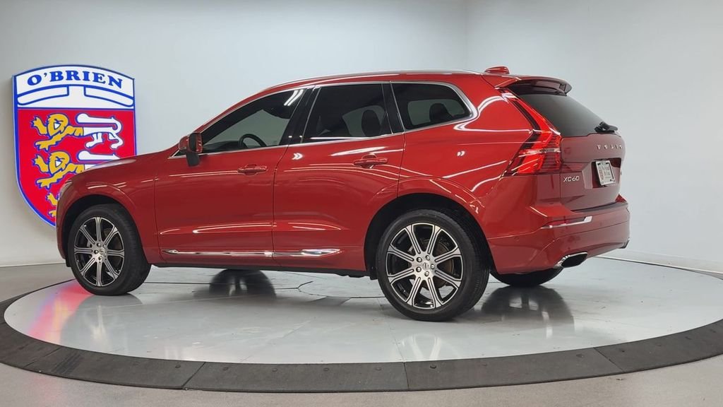 Used 2021 Fusion Red Metallic Volvo T5 Inscription image 7