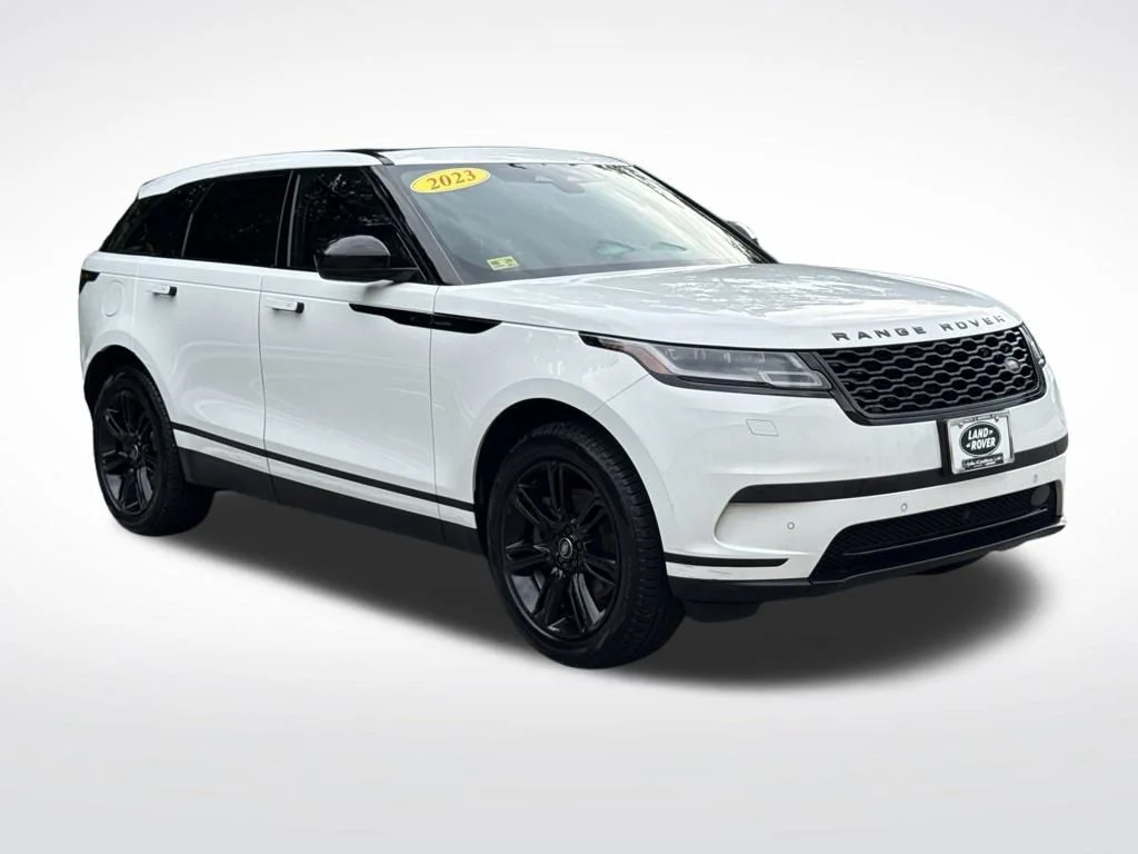 Used 2023 White Land Rover S image 3