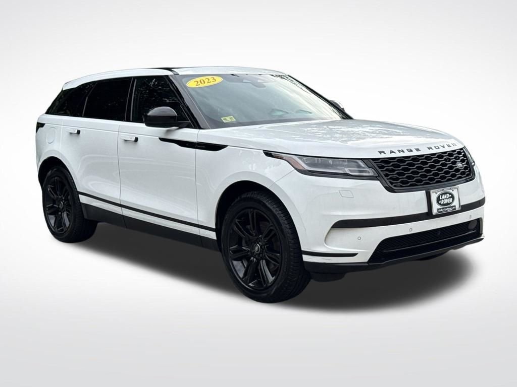 Used 2023 White Land Rover S image 3