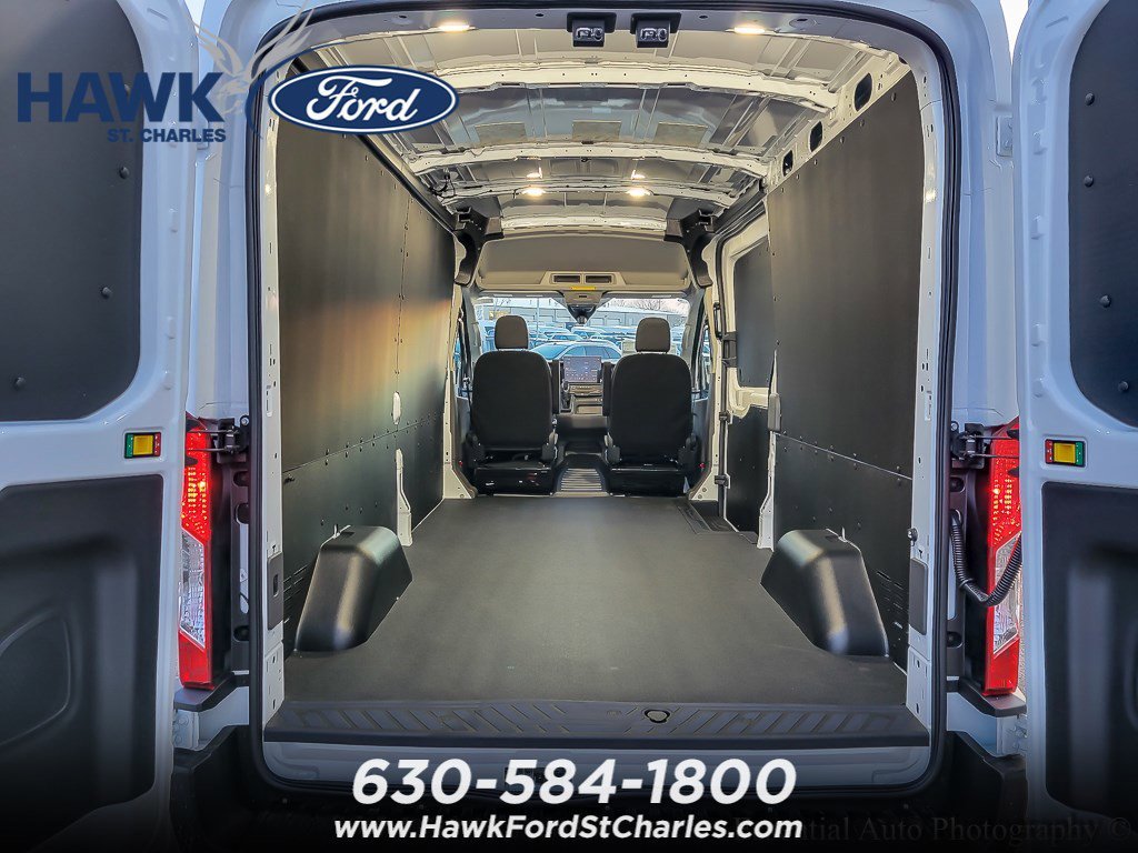 New 2026 Oxford White Ford Cargo Van image 15