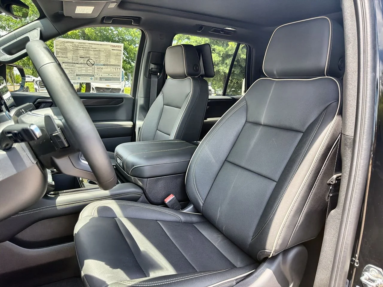 New 2026 Onyx Black GMC Elevation image 16