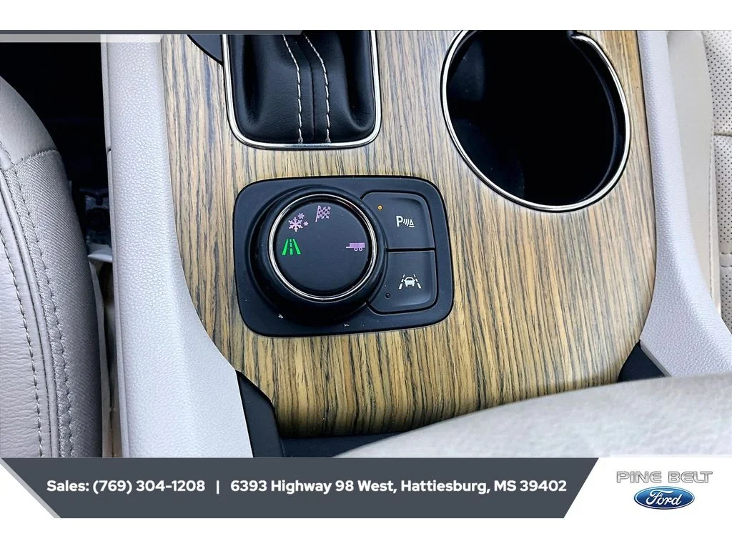 Used 2018 Crimson Red Tintcoat GMC Denali image 23