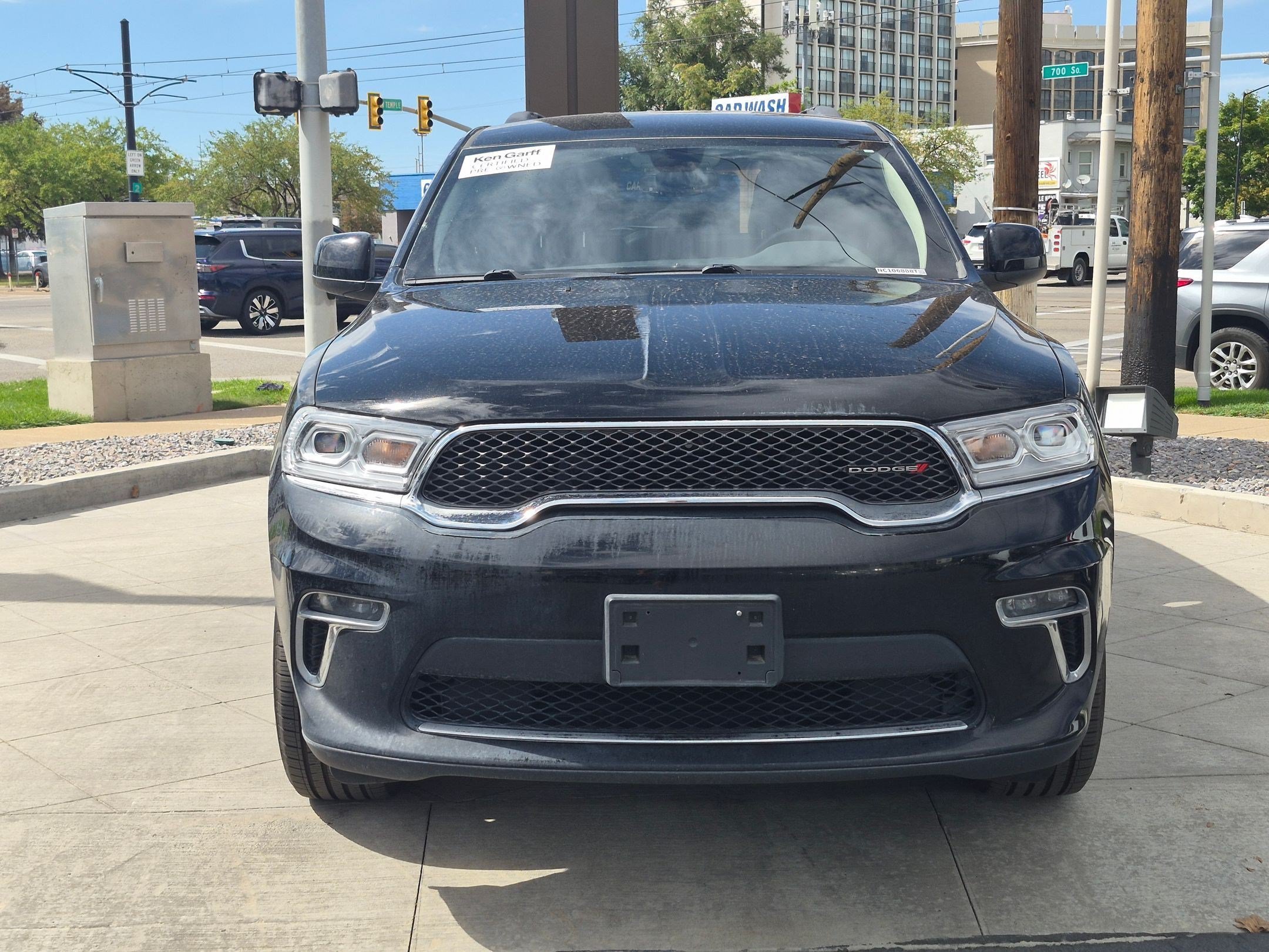 Used 2022 DB Black Clearcoat Dodge SXT image 10