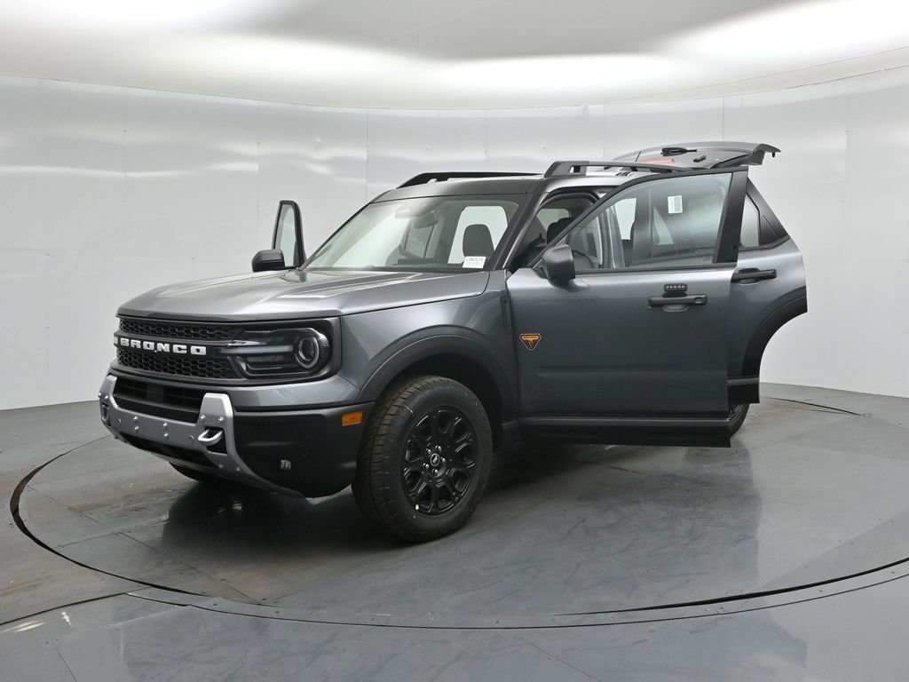 New 2026 Carbonized Gray Metallic Ford Badlands image 25