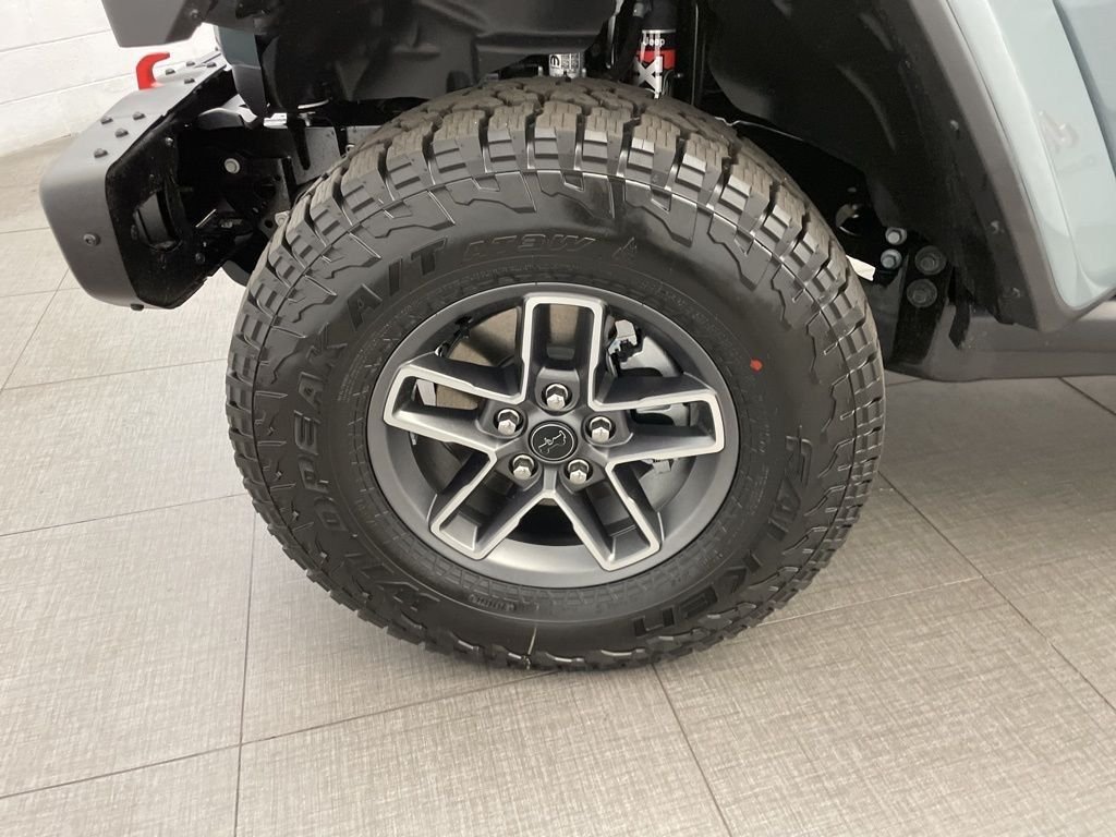 New 2026 Anvil Clear-Coat Exterior Paint Jeep Mojave X image 8