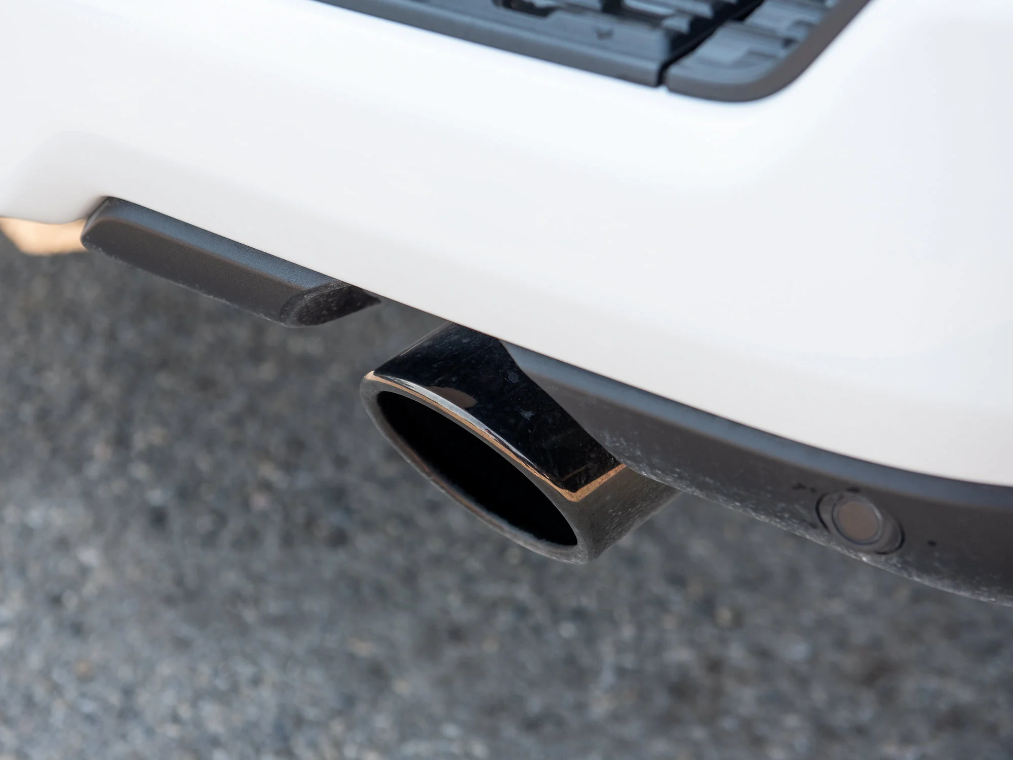 New 2026 White RAM Sport* image 7